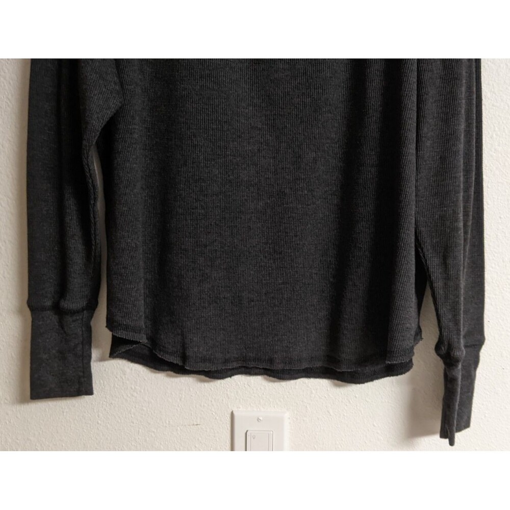 SUNDRY Charcoal Waffle Knit Graphic Long Sleeve Top  "Take it Easy" 1 or Small - Picture 6 of 10